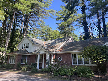 Pine Hollow Arboretum's visitor center